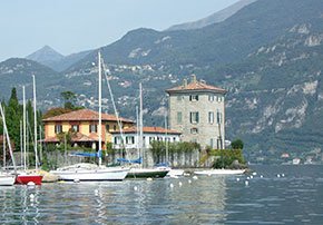 Scoprite Pescallo e la sua baia una volta un borgo di pescatori e ora un gioiello architettonico